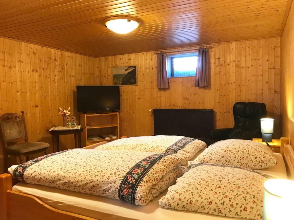 Apartmán Schoenes Kellerzimmer Mit Bad Mittelangeln Exteriér fotografie